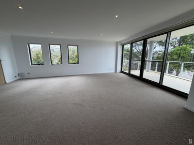 5 / 81-83 Ocean Parade, The Entrance