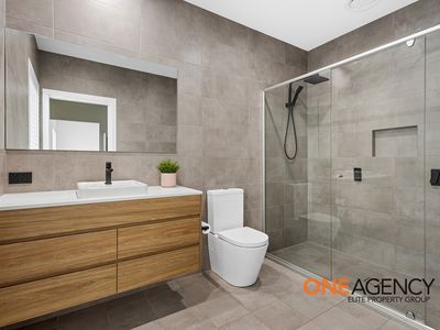 11 Coral Tree Crescent, Calderwood