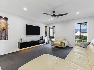 1-3 Mecklem Court, Ningi