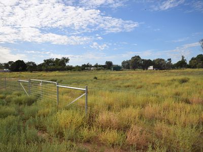 22 -26 Saint Anne Street Isisford, Isisford