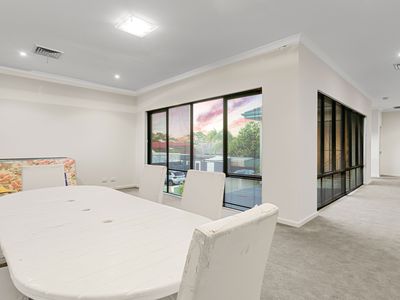 27 Hurlingham Road, South Perth