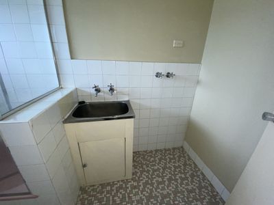 4 / 315 Blackshaws Road, Altona North