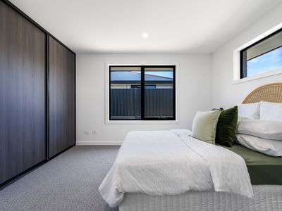 2 / 16 Connemara Close, Legana