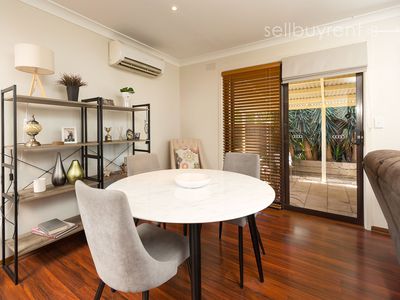 1 / 379 LAWRENCE STREET, Wodonga