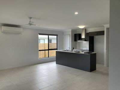 7 Arkhurst Street, Bushland Beach