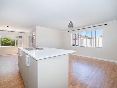 66 Lancaster Loop, Piara Waters