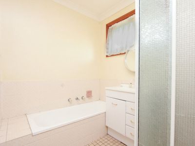 1 / 67 Baird Drive, Dubbo
