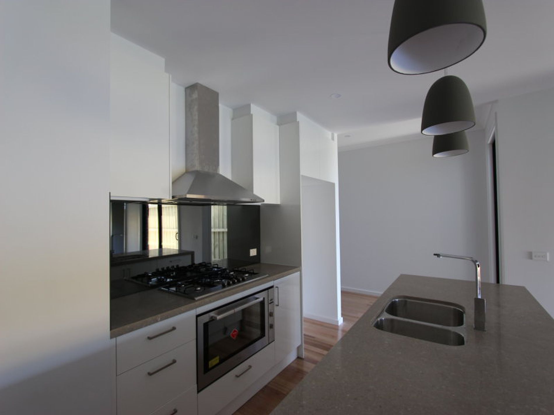 9 Graham Street, Hamlyn Heights