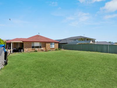 32 St Andrews Boulevard, Normanville