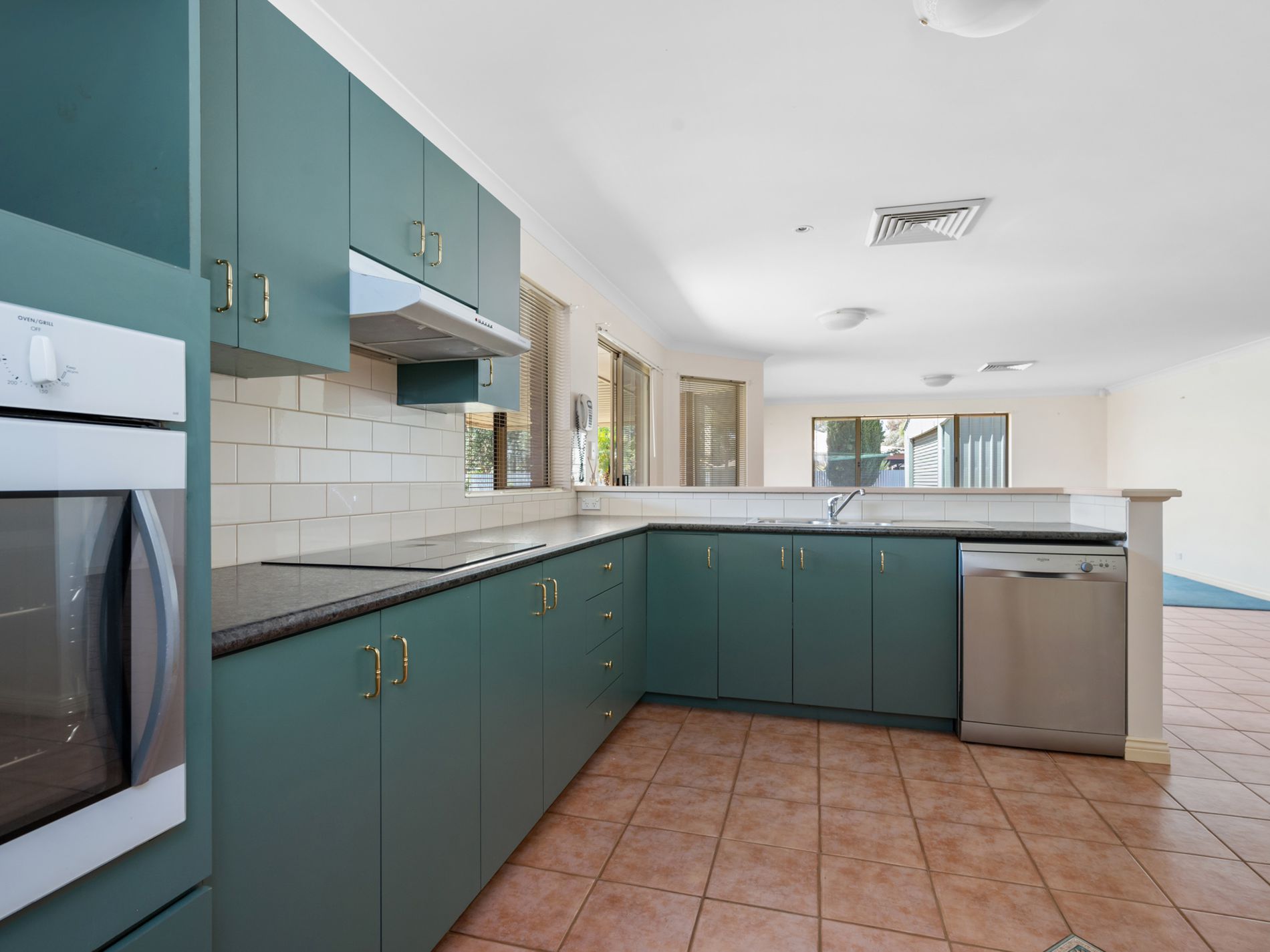 7 Holroyd Way, Boulder