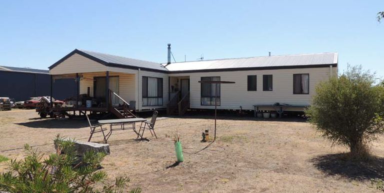 100 Repeater Road Locksley, Avenel