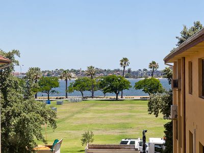 20 / 130 Terrace Road, Perth