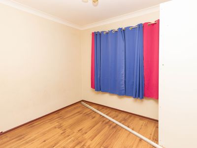 7 Mitchell Crescent, Middle Swan