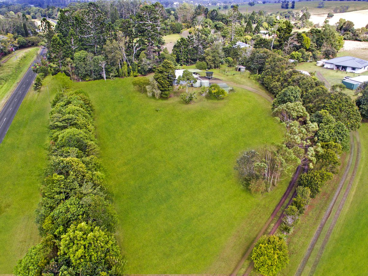 271 LAKE BARRINE ROAD, Malanda