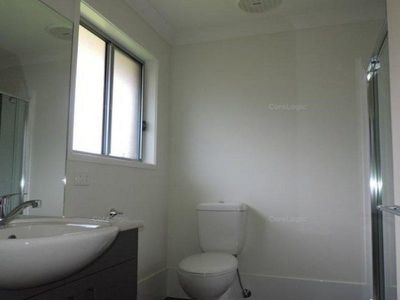 4 Lawson Road, Urraween