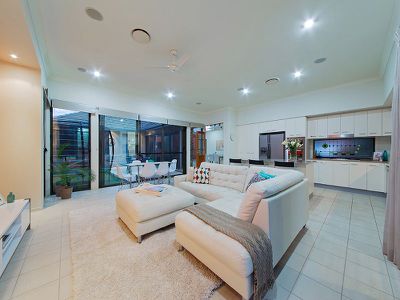 4 Hepburn Close, Wakerley