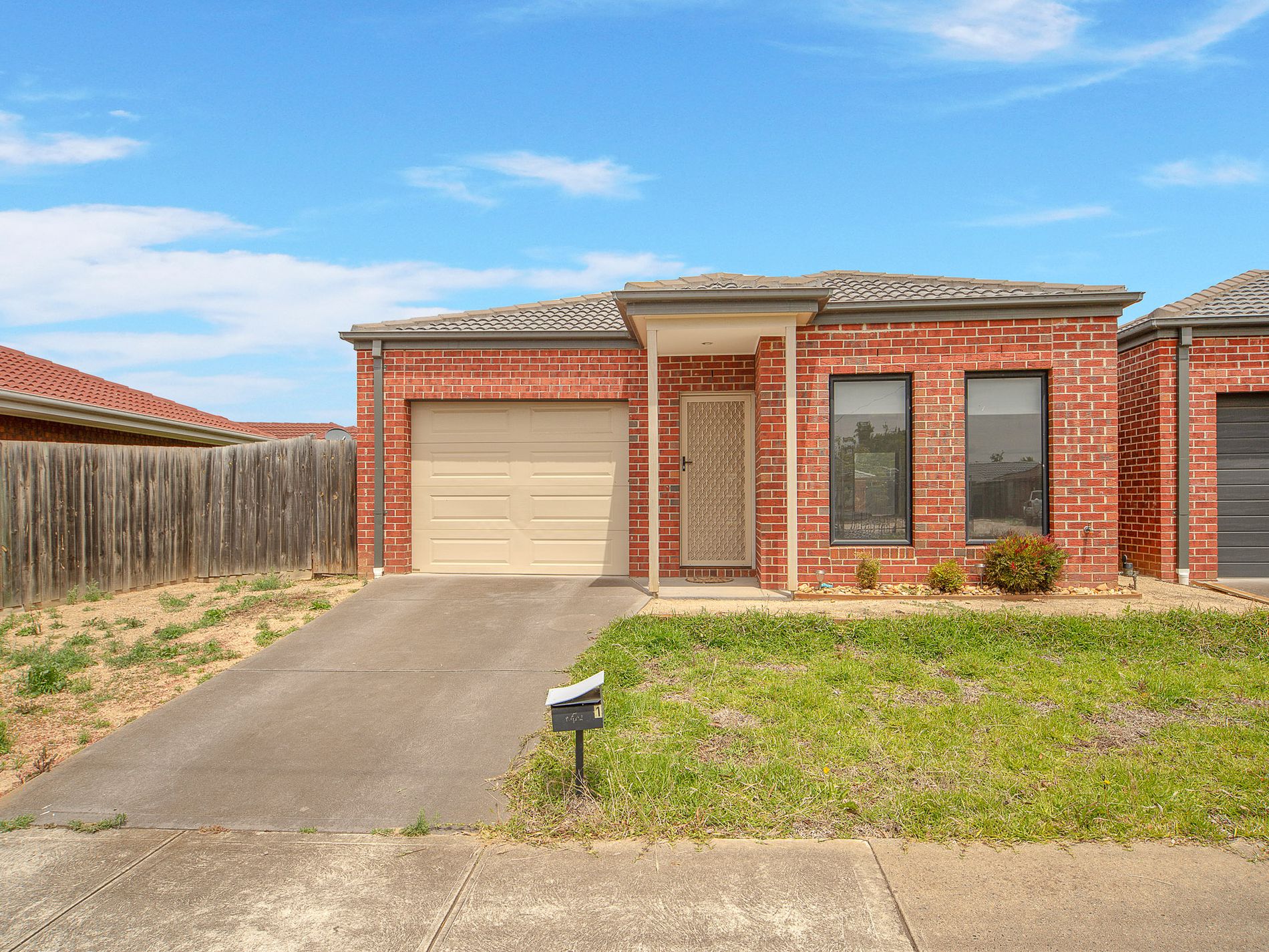1 / 49-55 Rosella Avenue, Werribee