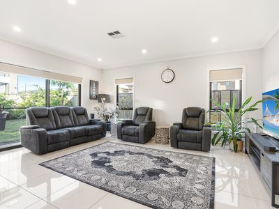 2 Macadamia Street , Marsden Park