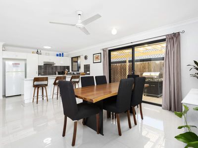 36 Jubilee Ave, Forest Lake