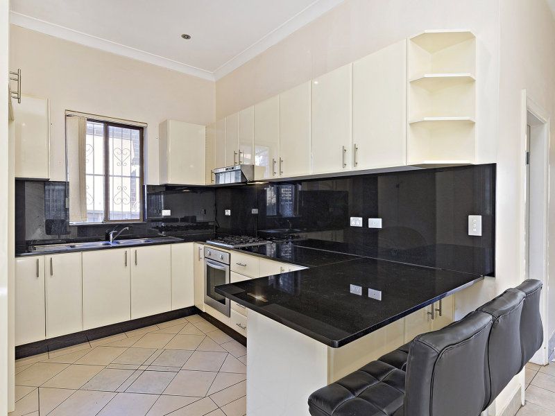 88 Yangoora Road, Lakemba