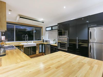 2 Jack Street, St Andrews Beach
