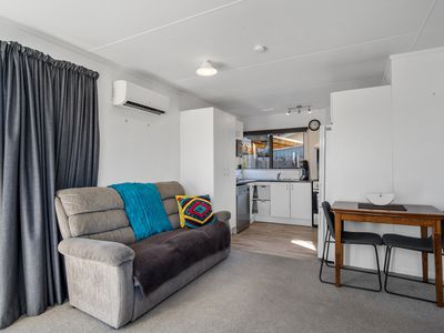 3 / 3 Tainui Street, Stoke