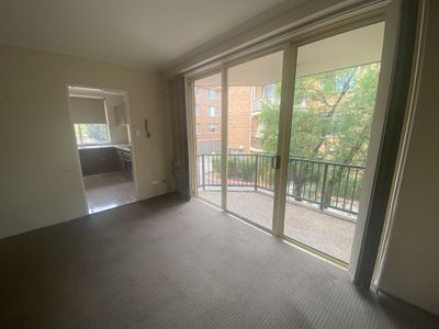 38 / 3 Riverpark Drive, Liverpool