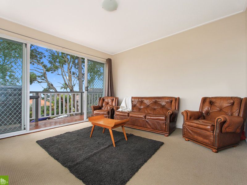 8 Woodland Avenue, Mount Ousley