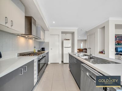 7 Cottonfield Way, Tarneit