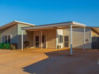 1 Huxtable Crescent, South Hedland