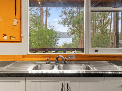 73 Esperance Coast Road, Surges Bay