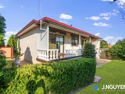 9 Albany Close, Wakeley