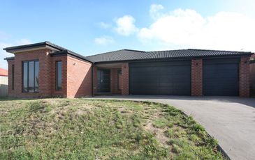 18 Carlisle Drive, Beaconsfield