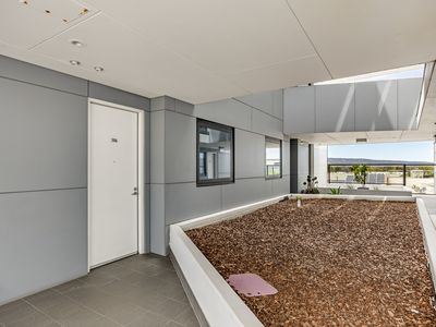 306 / 18 Surflen Street, Adelaide