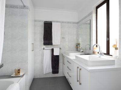 13 O'Connor Way, West Lamington