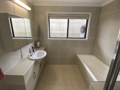 1 / 12 David Place, Kingaroy