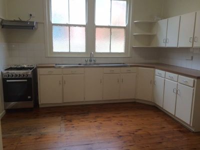 46. Carrington Avenue, Dubbo