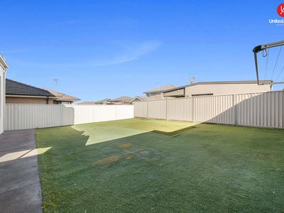 17 Flight Circuit, Middleton Grange