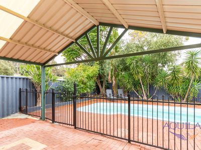 27 Dagmar Way, Swan View