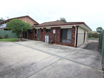 27 Kennewell Parade, Tuncurry