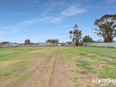 20-24 Barrack Street, Goroke