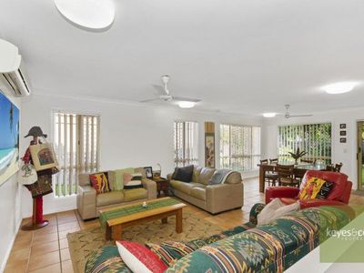 2 Yale Close, Douglas