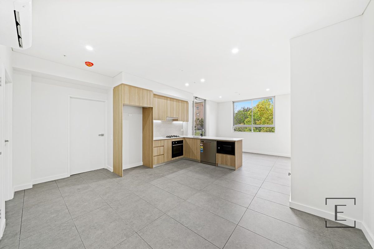 204 / 28 COURALLIE AVENUE, Homebush West