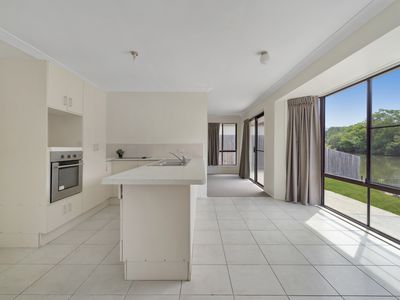 13 Cosmos Court, Elanora