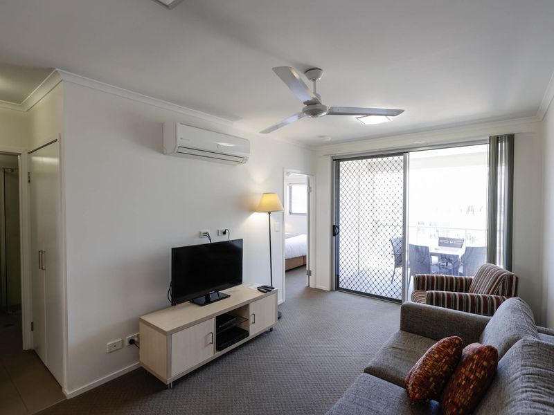 30 / 11 Bacon Street, Moranbah