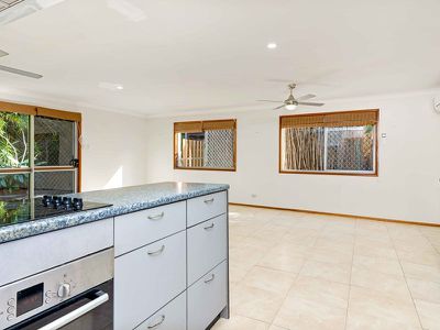 4 Qui Court, Ocean Shores