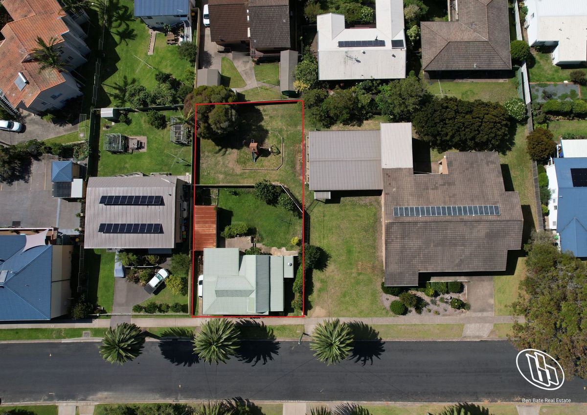9 Tilba Street, Narooma