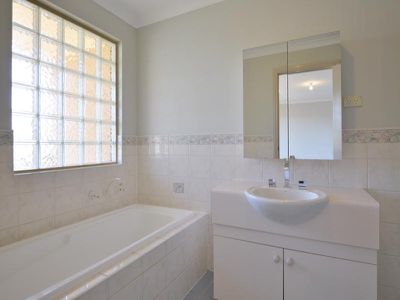 4 / 14 Croesus Street, Kalgoorlie