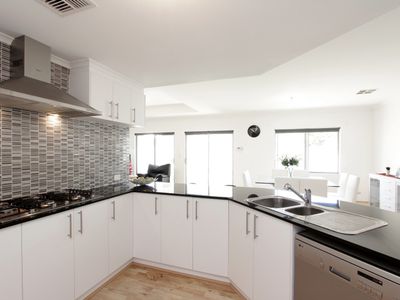 1 Croft Avenue, Dianella