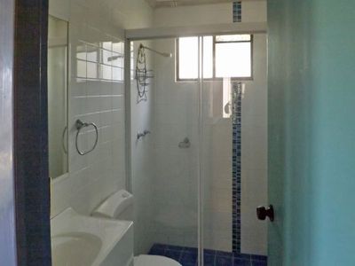 78 Sunset Strip, Manyana